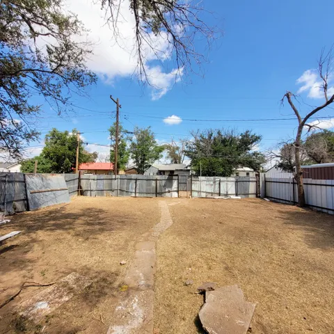 $109,900 | 1615 Grant Street, Levelland, TX 79336