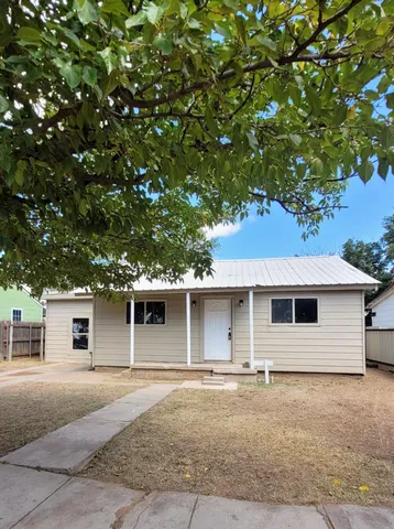 $109,900 | 1615 Grant Street, Levelland, TX 79336