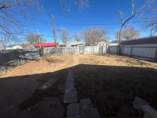 $105,000 | 1615 Grant Street, Levelland, TX 79336