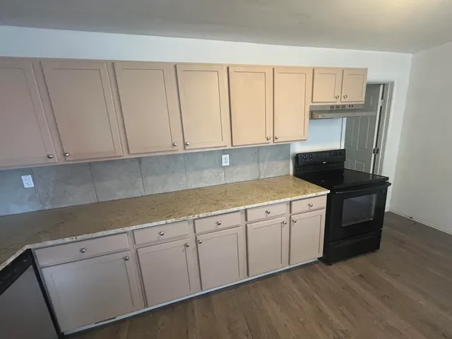 $109,900 | 1615 Grant Street, Levelland, TX 79336