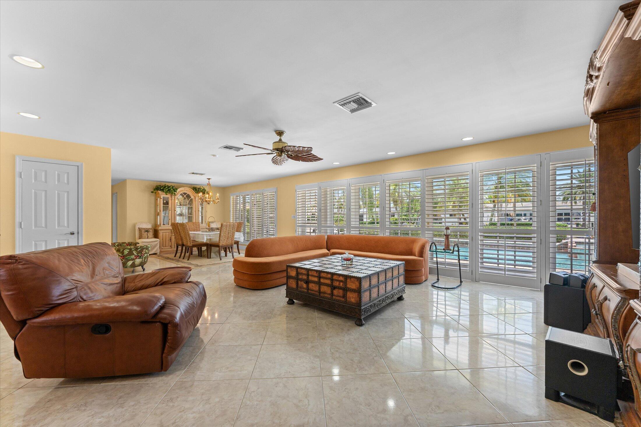 2141 Northeast 29th Street Lighthouse Point, FL 33064 - Photo 21 of 53 19