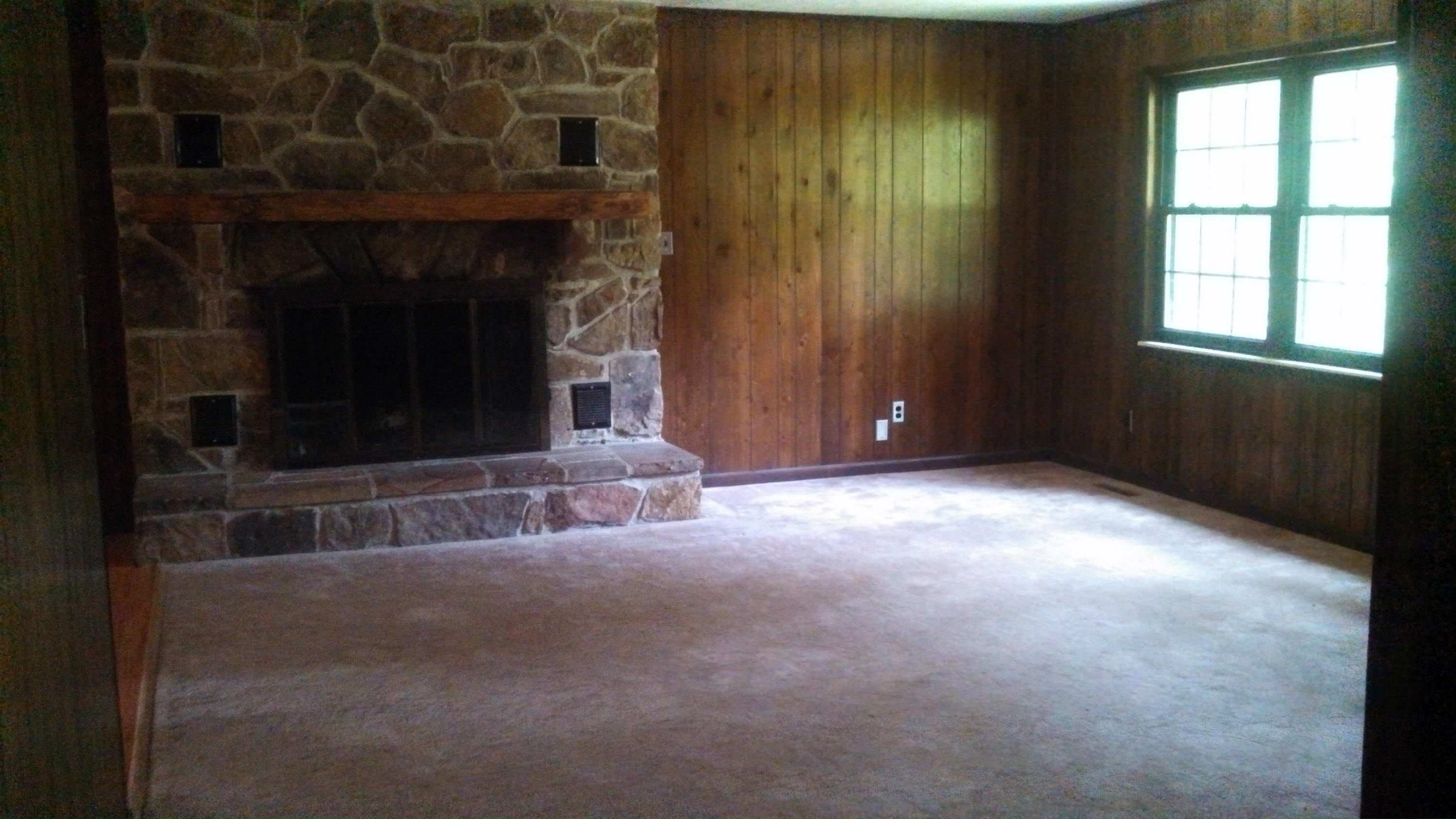 192 Williams Road Philadelphia, TN 37846 - Photo 10 of 17 first view of living room