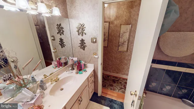 $489,900 | 6911 Good Luck Road, Hyattsville, MD 20784