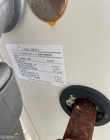 a view of a painting of a wall