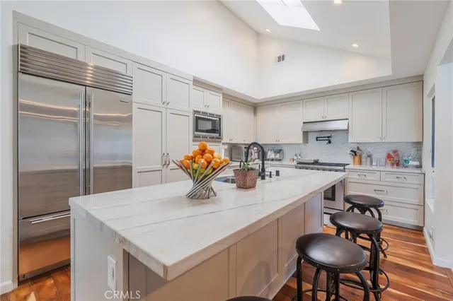 $2,450,000 | 3962 Mistral Drive, Huntington Beach, CA 92649