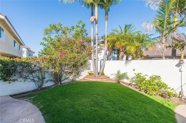 $2,450,000 | 3962 Mistral Drive, Huntington Beach, CA 92649