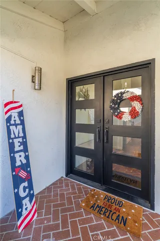 $2,450,000 | 3962 Mistral Drive, Huntington Beach, CA 92649