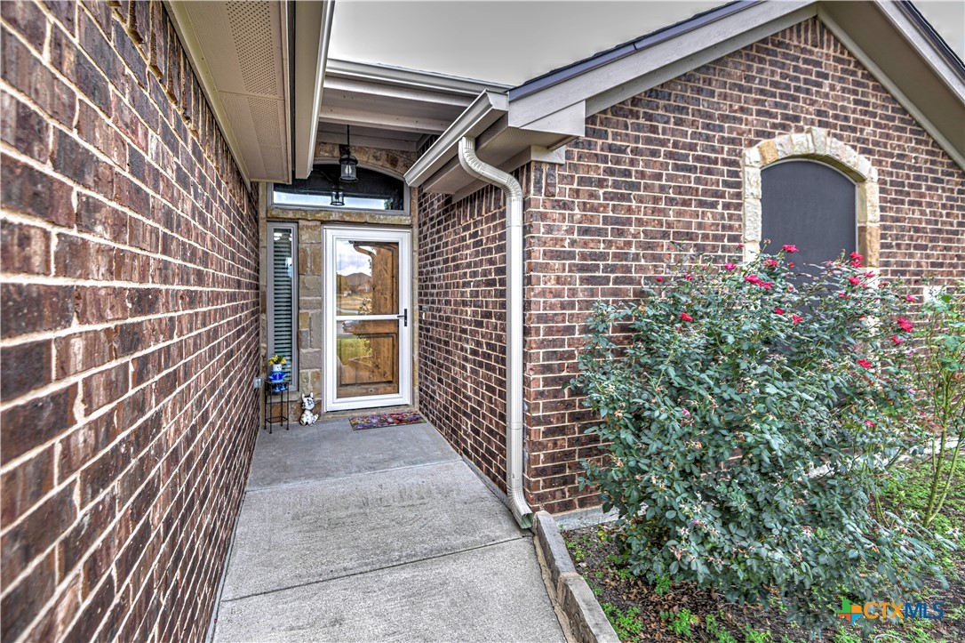 8405 Split Trl Cove Temple, TX 76502 - Photo 5 of 37 a view of front door of house and window