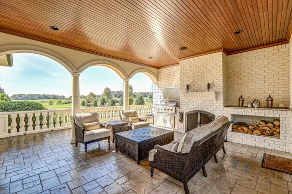 $2,999,999 | 2644 Highway 81 South, Jonesborough, TN 37659