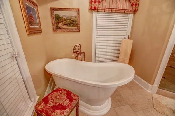 $2,999,999 | 2644 Highway 81 South, Jonesborough, TN 37659