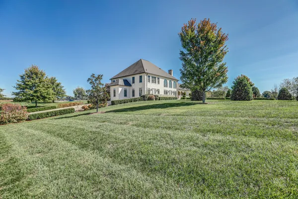 $2,999,999 | 2644 Highway 81 South, Jonesborough, TN 37659
