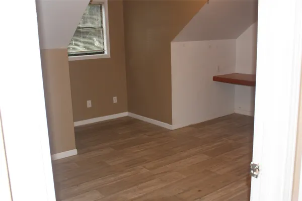 $255,000 | 111 Trentwood Circle, Victoria, TX 77901