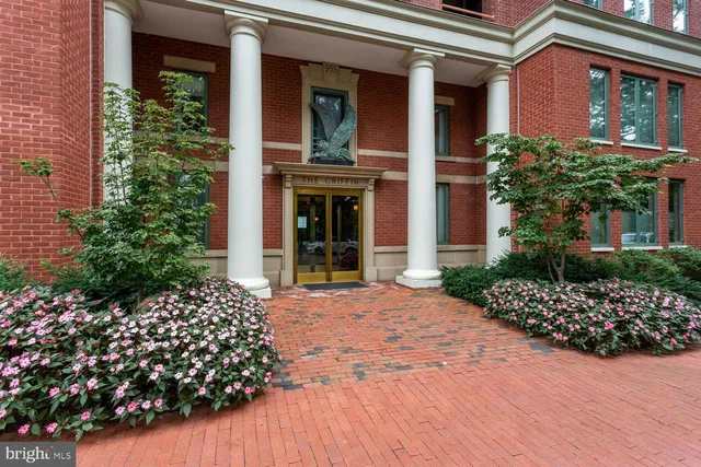$479,000 | 955 26th Street Northwest, Unit 707, Washington, DC 20037