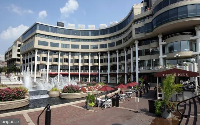 $479,000 | 955 26th Street Northwest, Unit 707, Washington, DC 20037