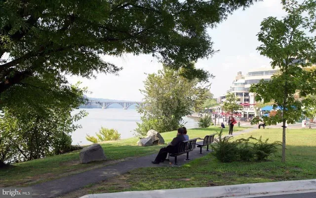 $479,000 | 955 26th Street Northwest, Unit 707, Washington, DC 20037