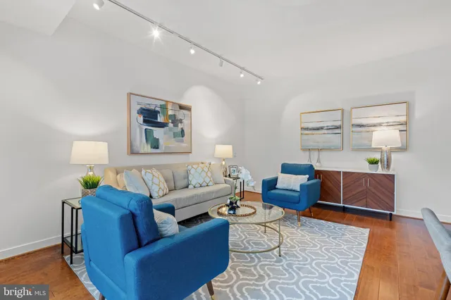 $479,000 | 955 26th Street Northwest, Unit 707, Washington, DC 20037