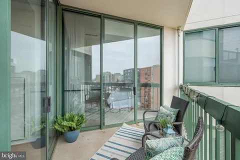 $479,000 | 955 26th Street Northwest, Unit 707, Washington, DC 20037