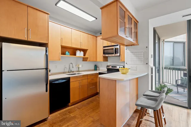 $479,000 | 955 26th Street Northwest, Unit 707, Washington, DC 20037