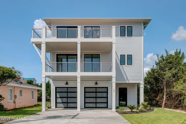 $2,499,000 | 107 Raleigh Avenue, Surf City, NC 28445