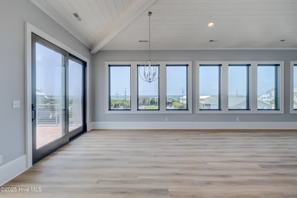 $2,349,000 | 107 Raleigh Avenue, Surf City, NC 28445