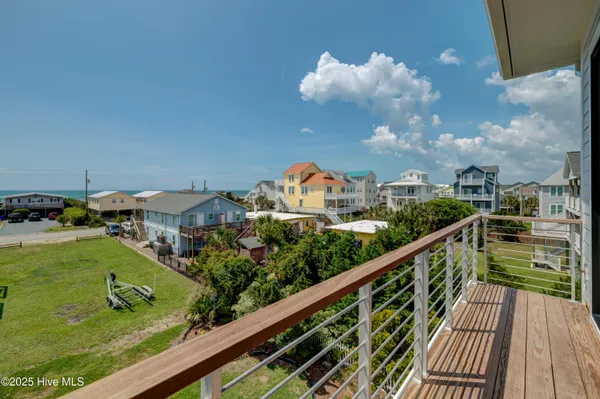 $2,349,000 | 107 Raleigh Avenue, Surf City, NC 28445