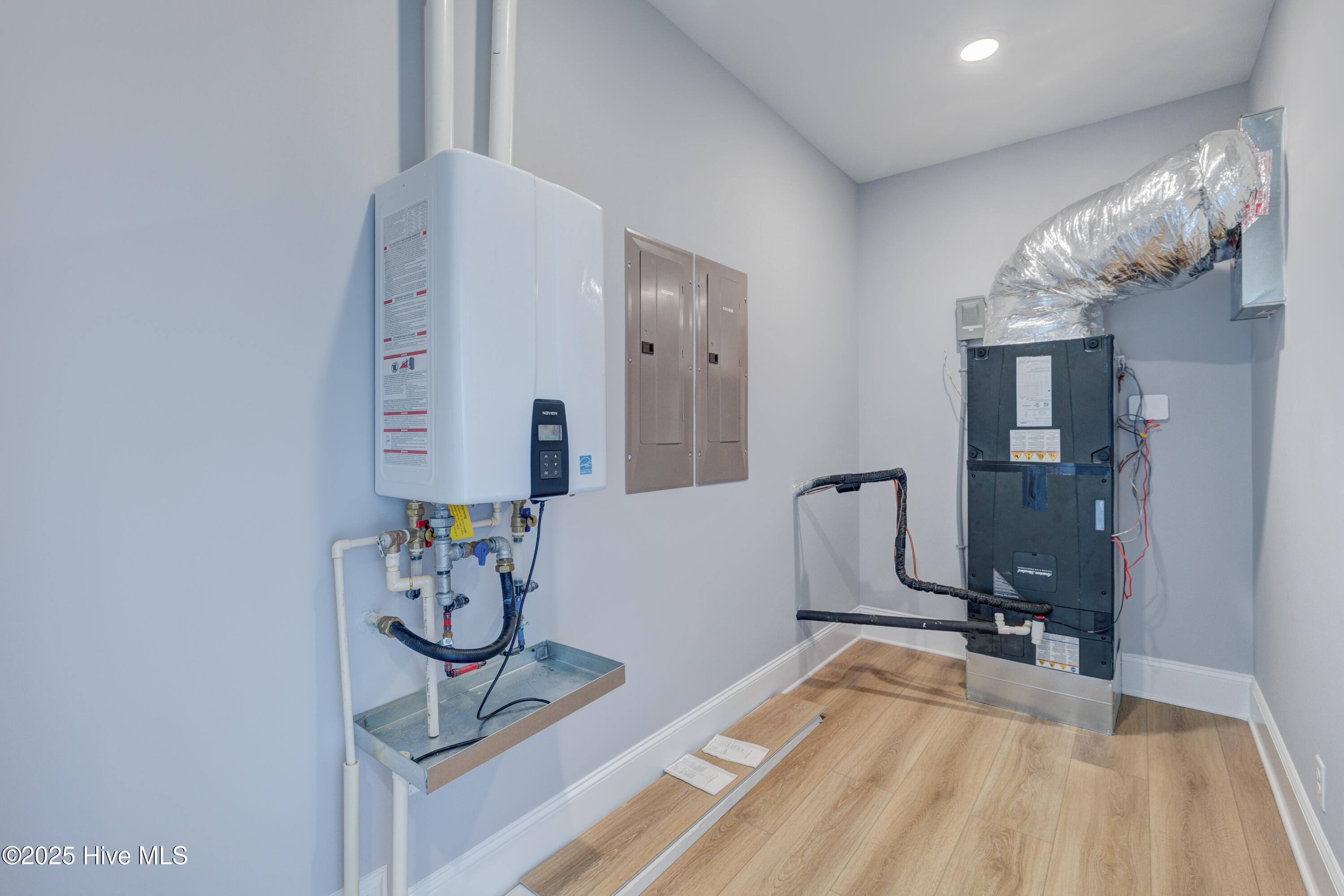 107 Raleigh Avenue Surf City, NC 28445 - Photo 48 of 72 107RaleighAvenue-24