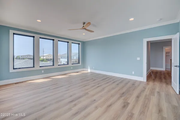 $2,349,000 | 107 Raleigh Avenue, Surf City, NC 28445