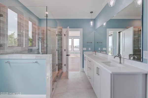 $2,349,000 | 107 Raleigh Avenue, Surf City, NC 28445