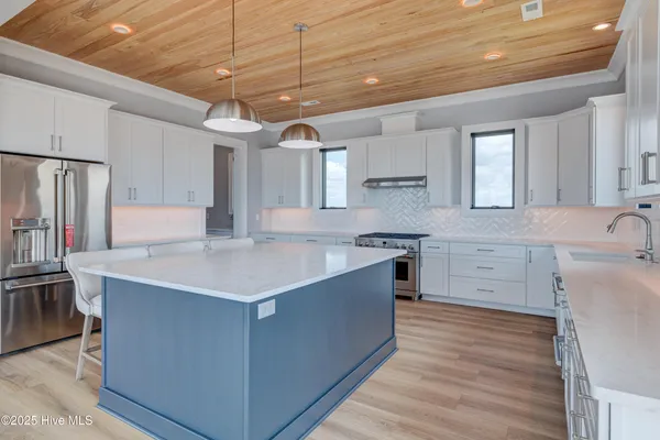 $2,349,000 | 107 Raleigh Avenue, Surf City, NC 28445