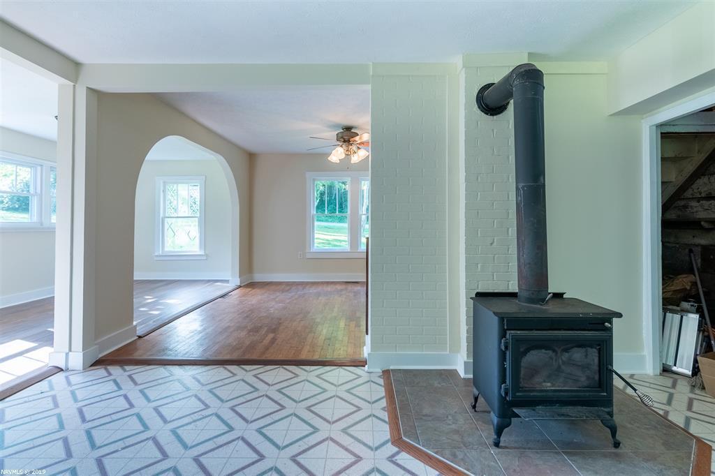 5237 Buffalo Mountain Road Southwest Willis, VA 24380 - Photo 40 of 60 406399-39