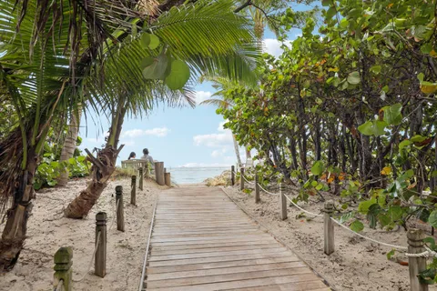 $1,100,000 | 3406 Robbins Road, Pompano Beach, FL 33062