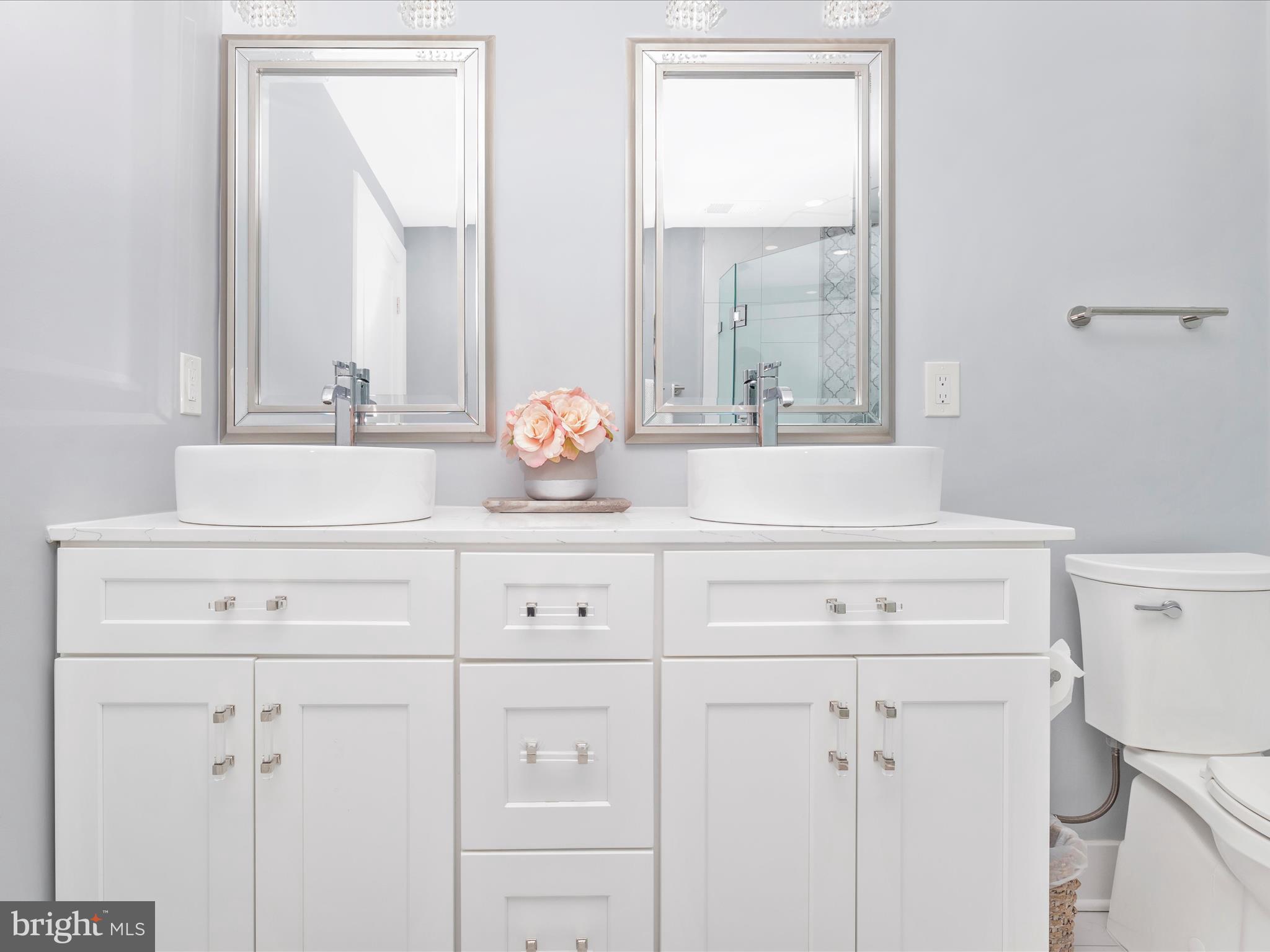 13608 Middlevale Lane Silver Spring, MD 20906 - Photo 23 of 53 Primary Bathroom