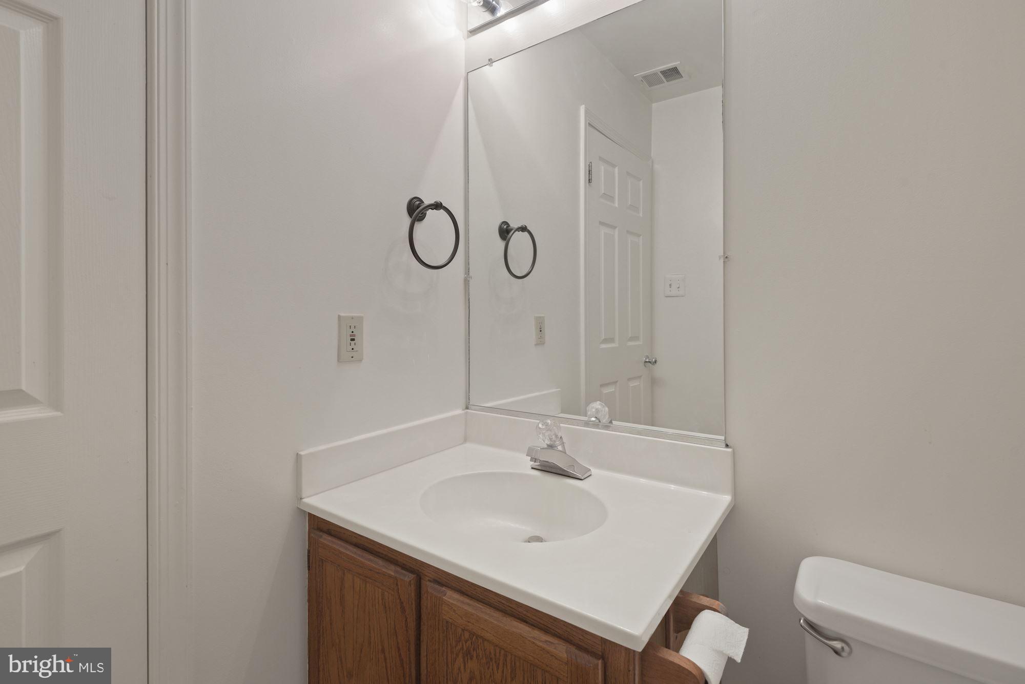 9317 Frensham Court Laurel, MD 20708 - Photo 12 of 31