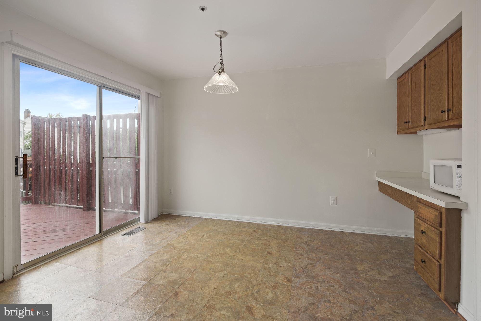 9317 Frensham Court Laurel, MD 20708 - Photo 14 of 31