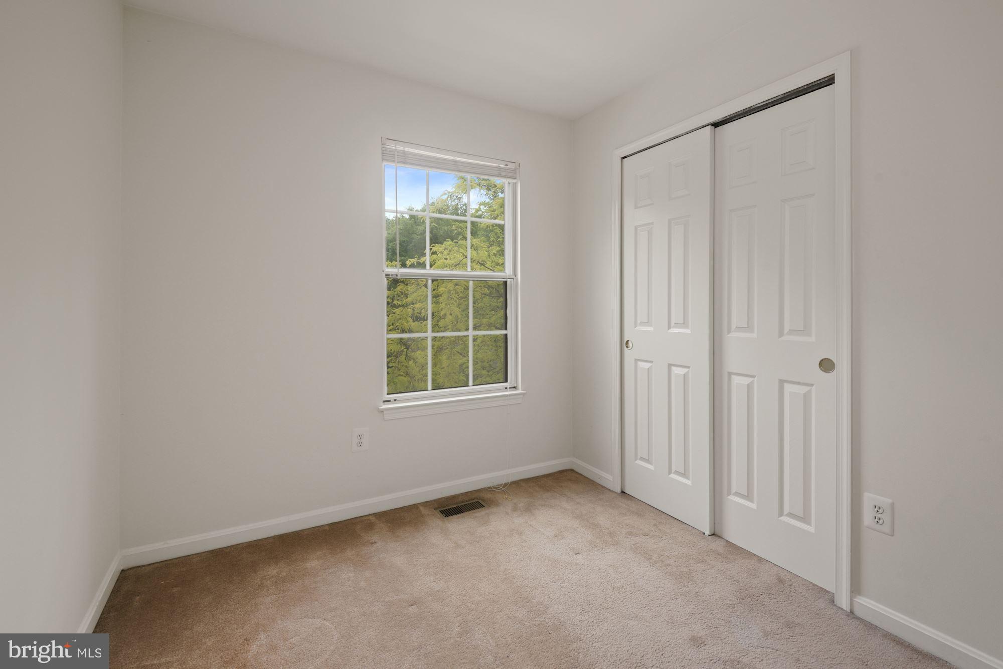9317 Frensham Court Laurel, MD 20708 - Photo 23 of 31