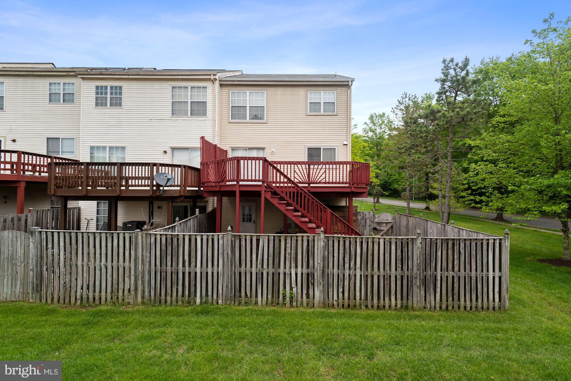 9317 Frensham Court Laurel, MD 20708 - Photo 30 of 31
