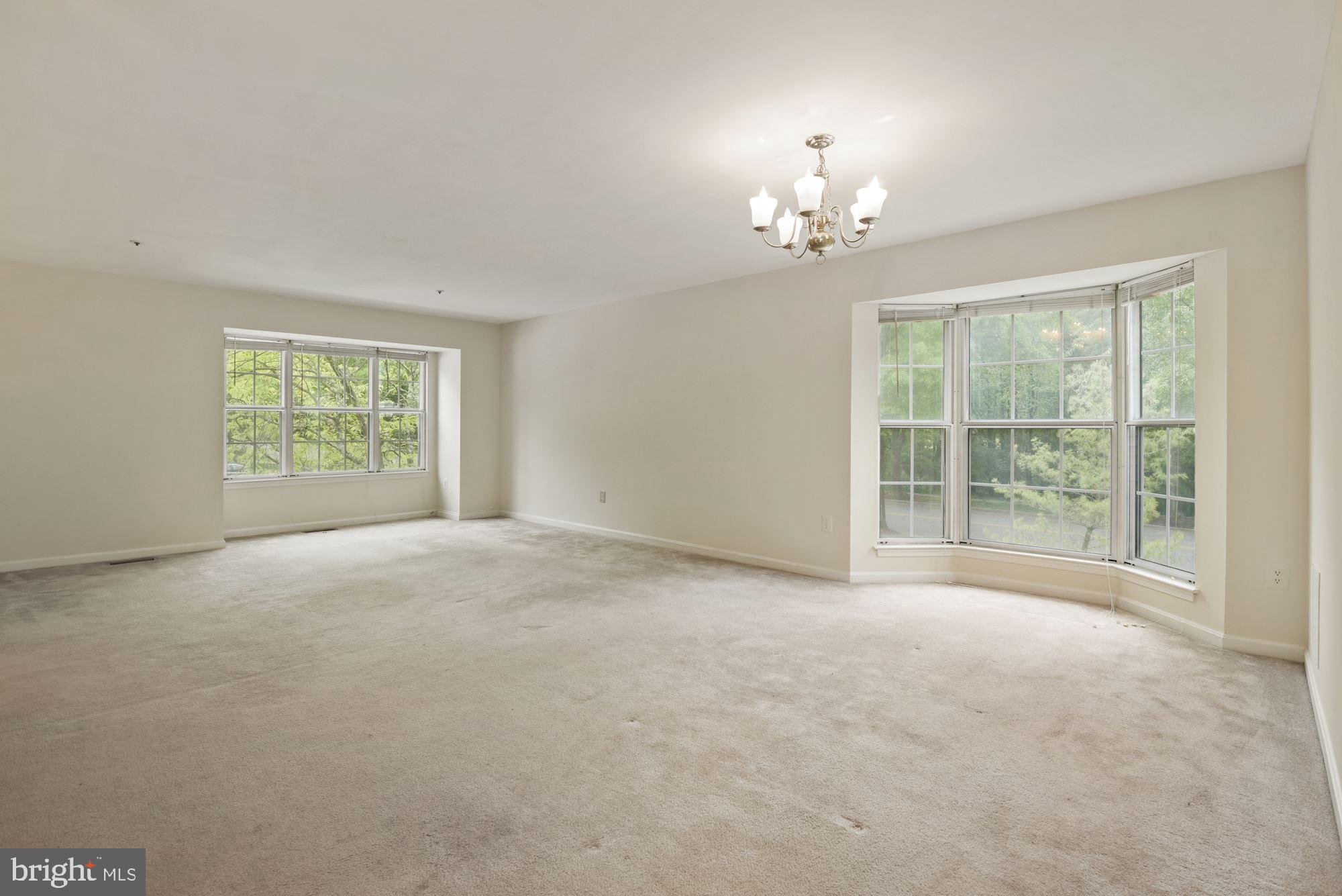 9317 Frensham Court Laurel, MD 20708 - Photo 9 of 31