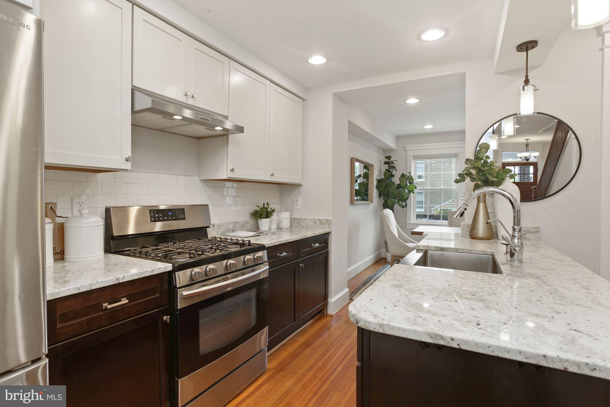 1745 D Street Southeast Washington, DC 20003 - Photo 12 of 39