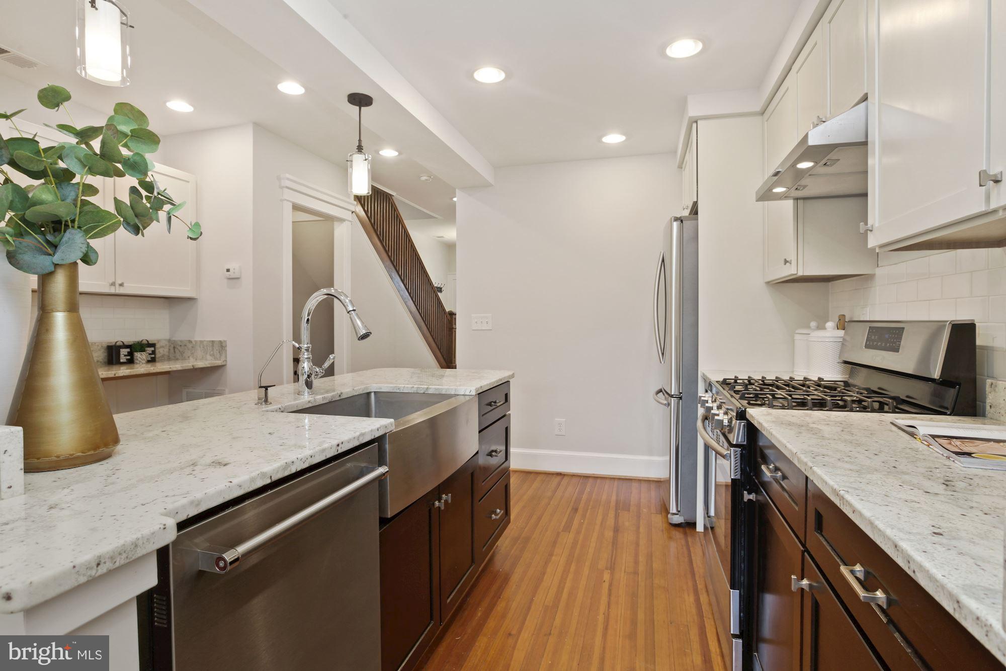 1745 D Street Southeast Washington, DC 20003 - Photo 13 of 39