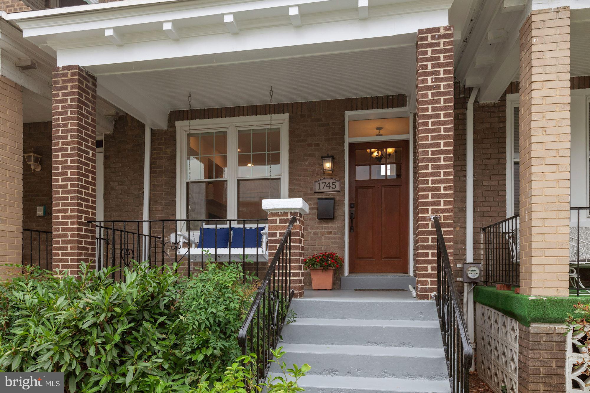 1745 D Street Southeast Washington, DC 20003 - Photo 5 of 39