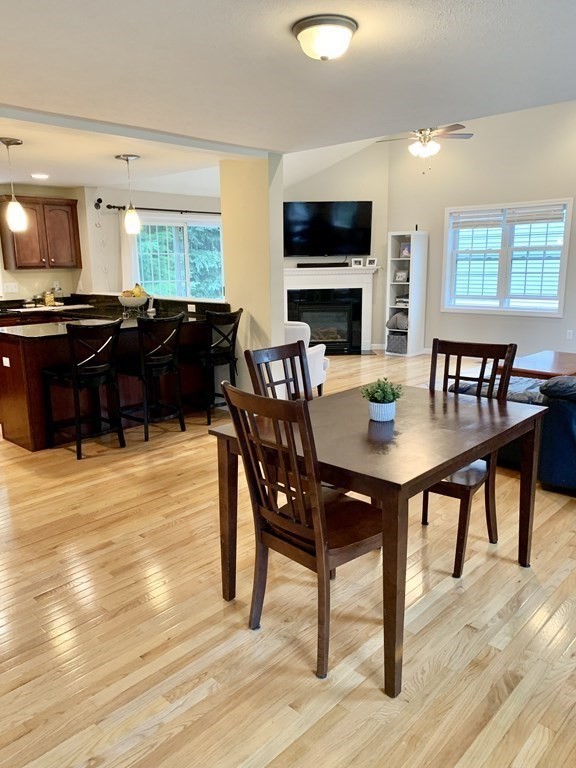 27 Bufton Farm Road Clinton, MA 01510 - Photo 4 of 40 Gallery Image 4