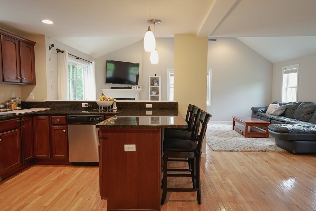 27 Bufton Farm Road Clinton, MA 01510 - Photo 5 of 40 Gallery Image 5