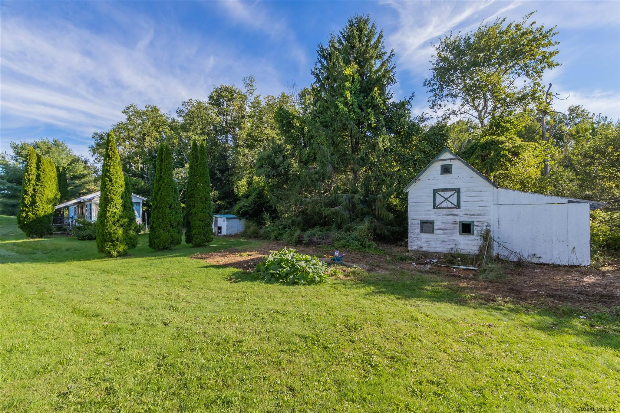 141 Old State Road Broadalbin, NY 12025 - Photo 17 of 44 Photo 17
