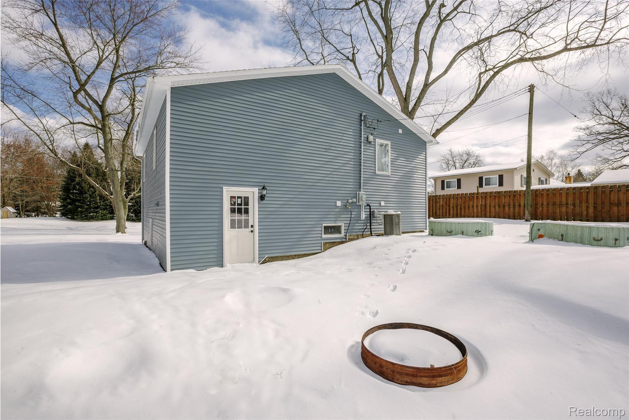 8673 Clarridge Road Clarkston, MI 48348 - Photo 4 of 59 MarkGibeau_ClarridgeClarkston_04.JPG