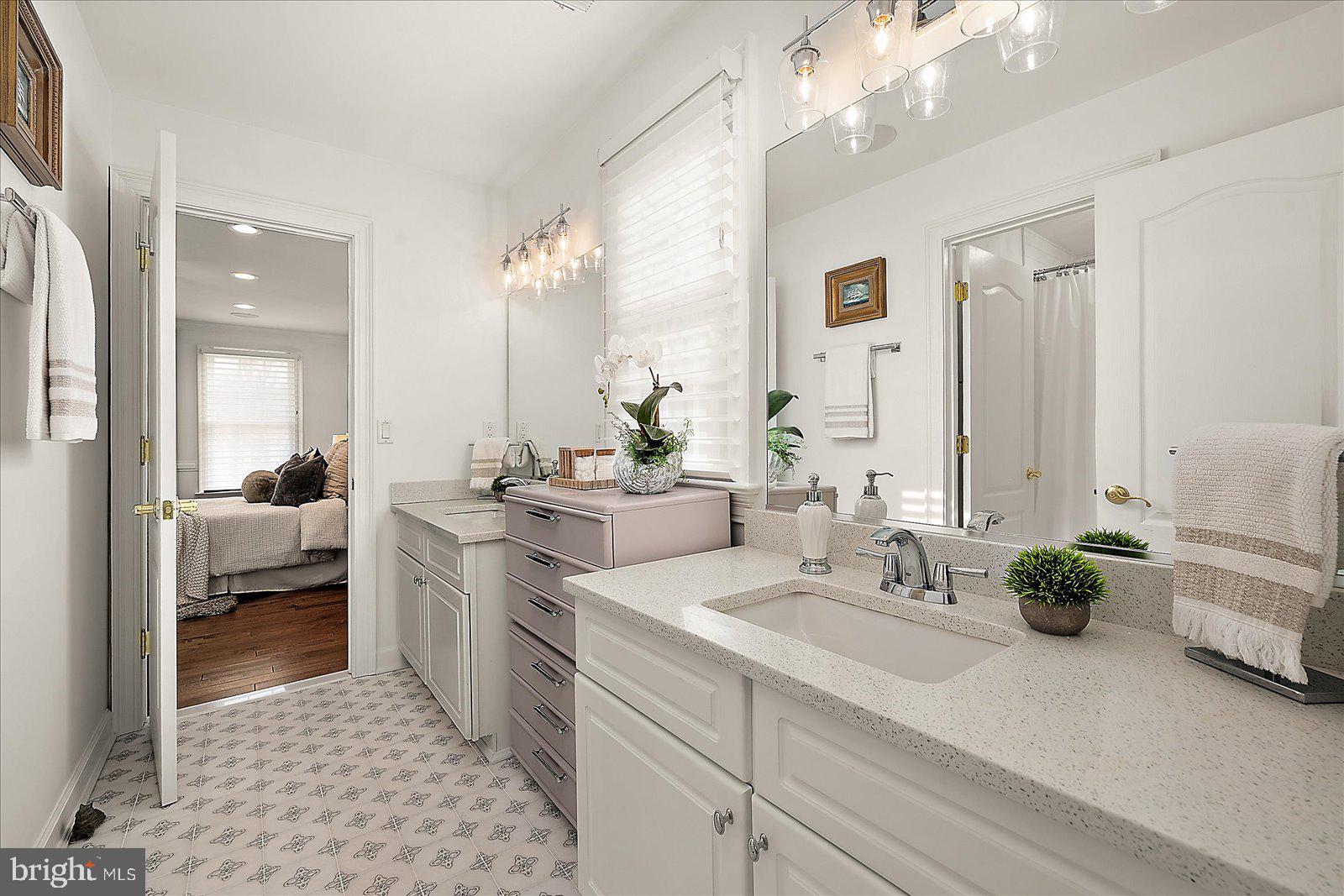 17 Perder Lane Edgewater, MD 21037 - Photo 61 of 115 Shared Luxury Bath w/stamped marble floor