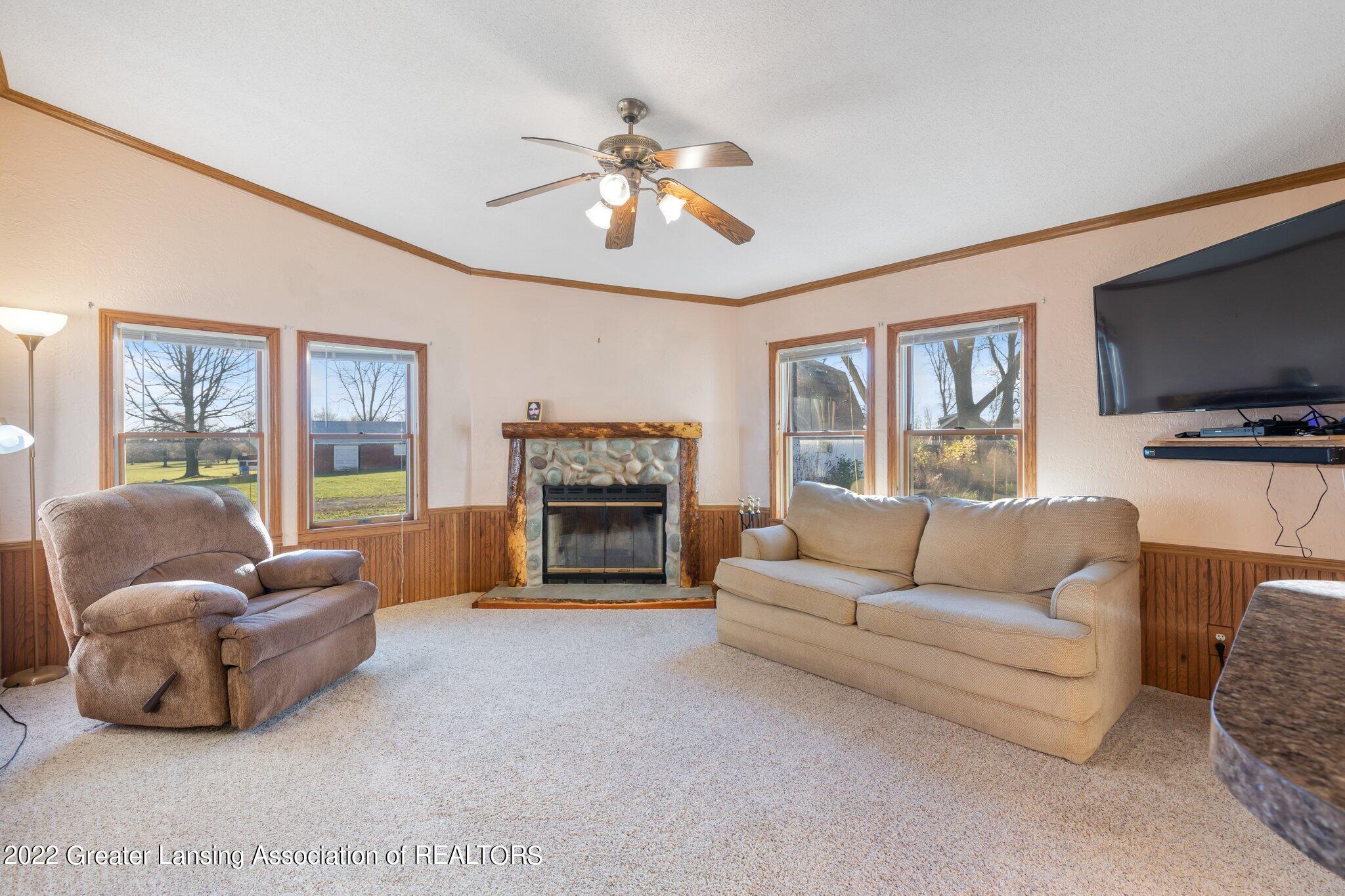 12275 West State Road Grand Ledge, MI 48837 - Photo 9 of 27 22-web-or-mls-12275-w-state-rd