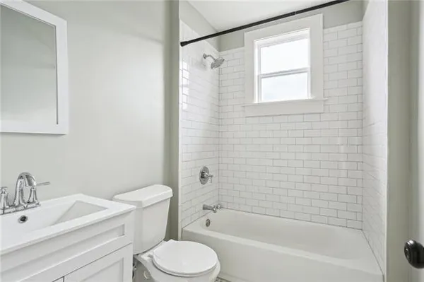 $1,750 | 1113 Dolhonde Street, Gretna, LA 70053