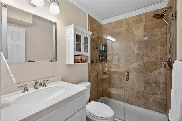 $235,000 | 500 Lake Marina Avenue, Unit 324, New Orleans, LA 70124