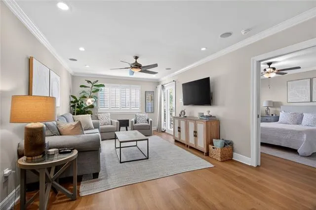 $235,000 | 500 Lake Marina Avenue, Unit 324, New Orleans, LA 70124