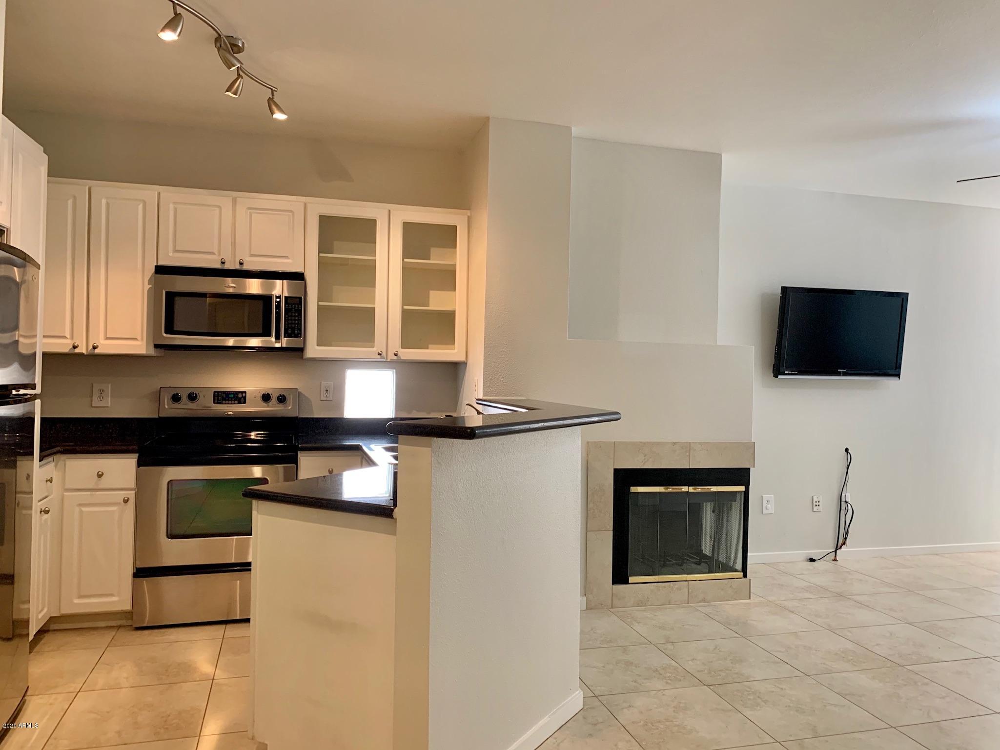 3633 North 3rd Avenue, Unit 1060 Phoenix, AZ 85013 - Photo 14 of 18 A577BF4F-92AD-4917-8636-D73159DC9C3B